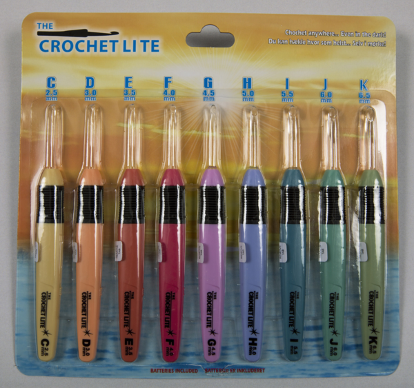 The Crochet Light Crochet Holder Set with Light (2.50-6.50 mm)