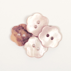 DROPS Flower Blush 15 mm (no. 615)