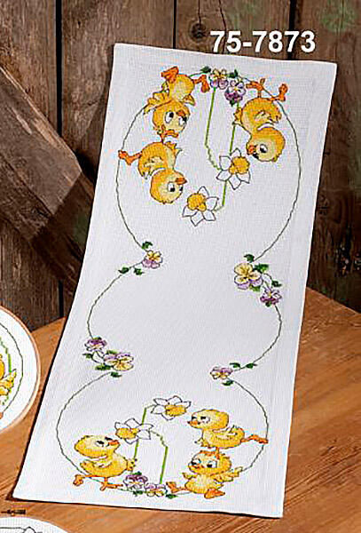 Embroidery kit Easter Chicks