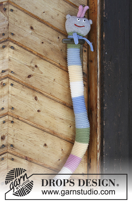 30-23 Arnie the Caterpillar by DROPS Design