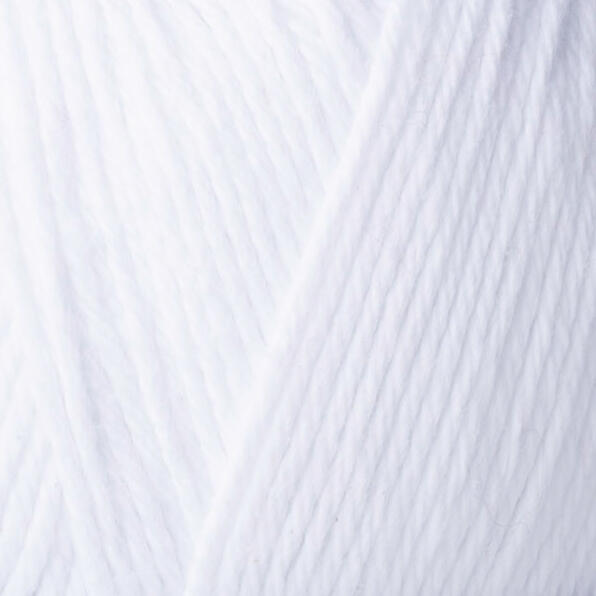 Yarn and Colors Favorite 001 White