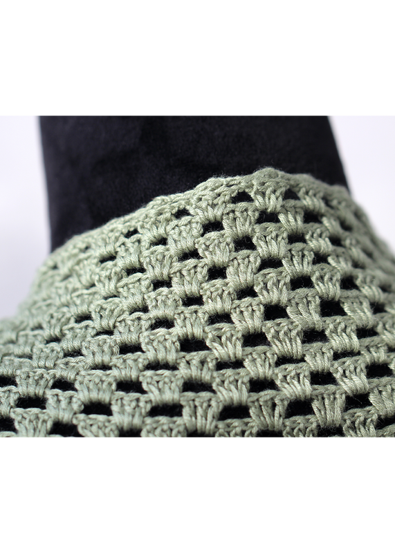 96061 Granny Tencel Bamboo Shawl with Frigs