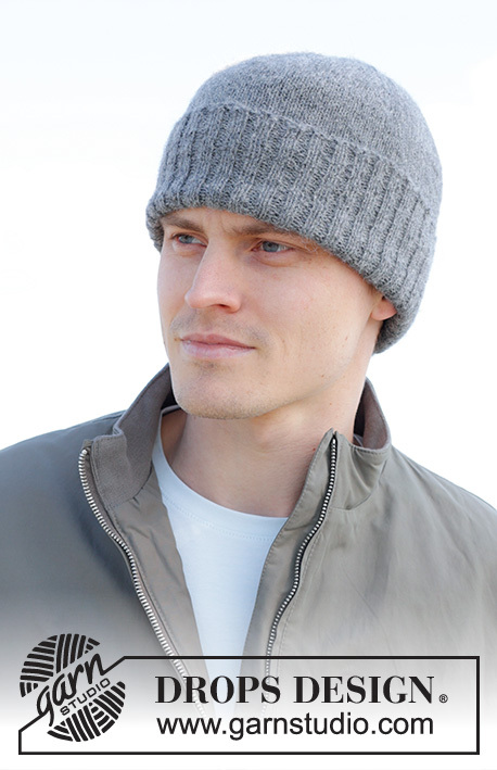 246-33 Grenivik Hat by DROPS Design