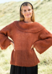1813 - Sweater with big round neck