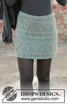 196-38 Mint Tulip by DROPS Design